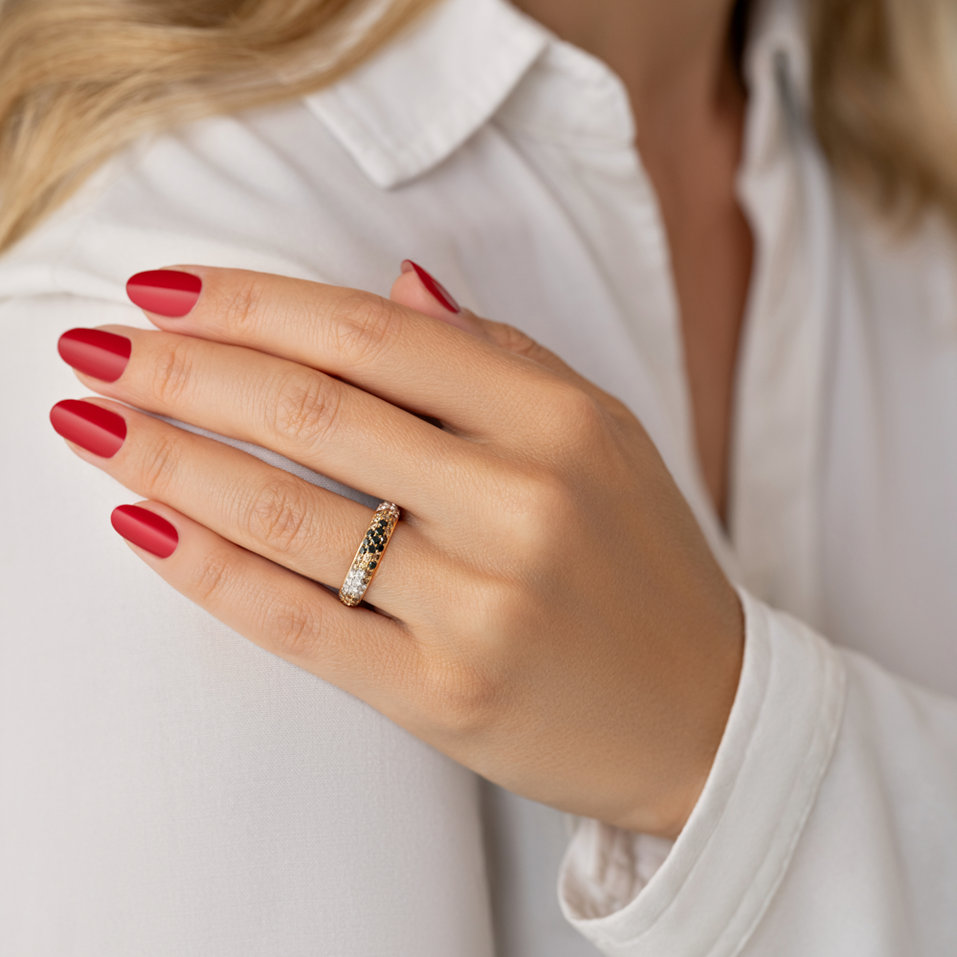 Prsteň s bielymi, hnedými a čiernymi diamantmi Magic Fall