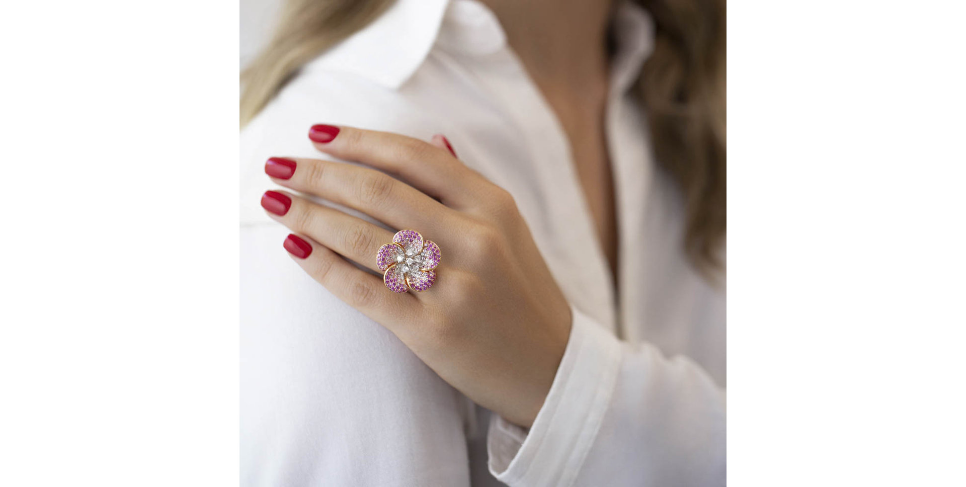 Prsteň s diamantmi a zafírmi Romantic Bloom