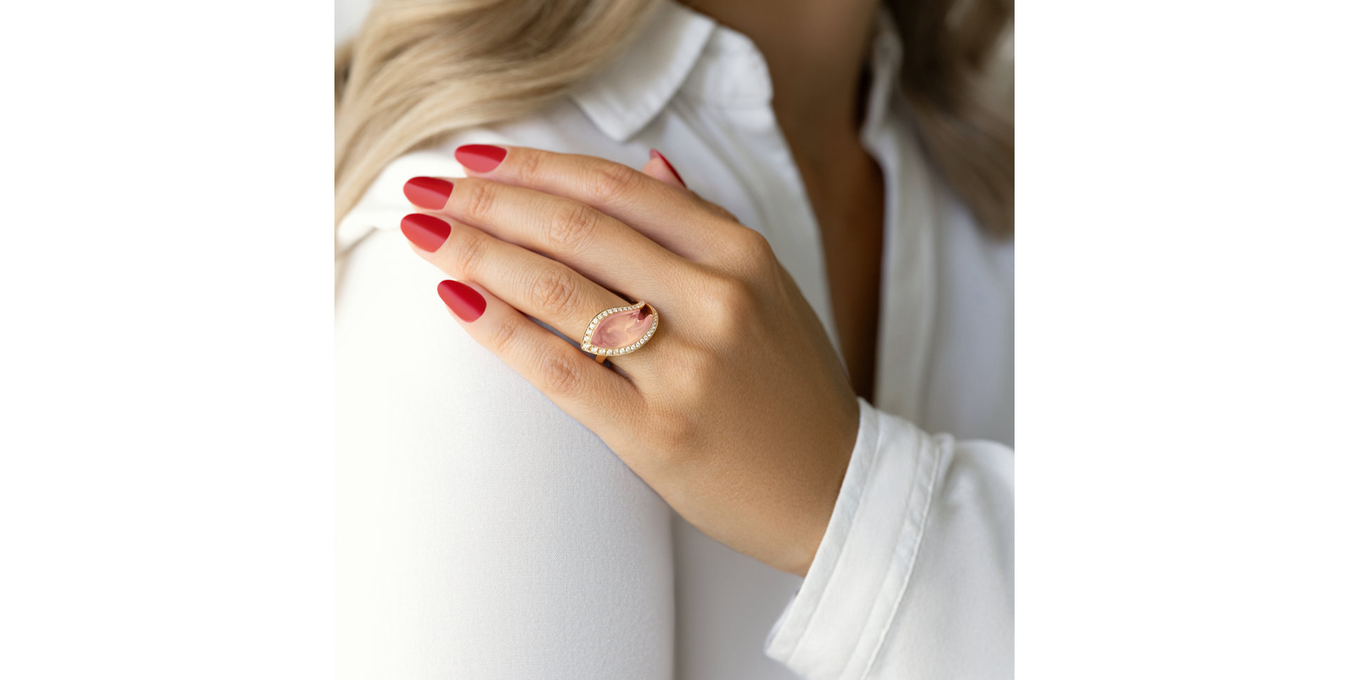 Prsteň s ruženínom a diamantmi Miss Renaissance