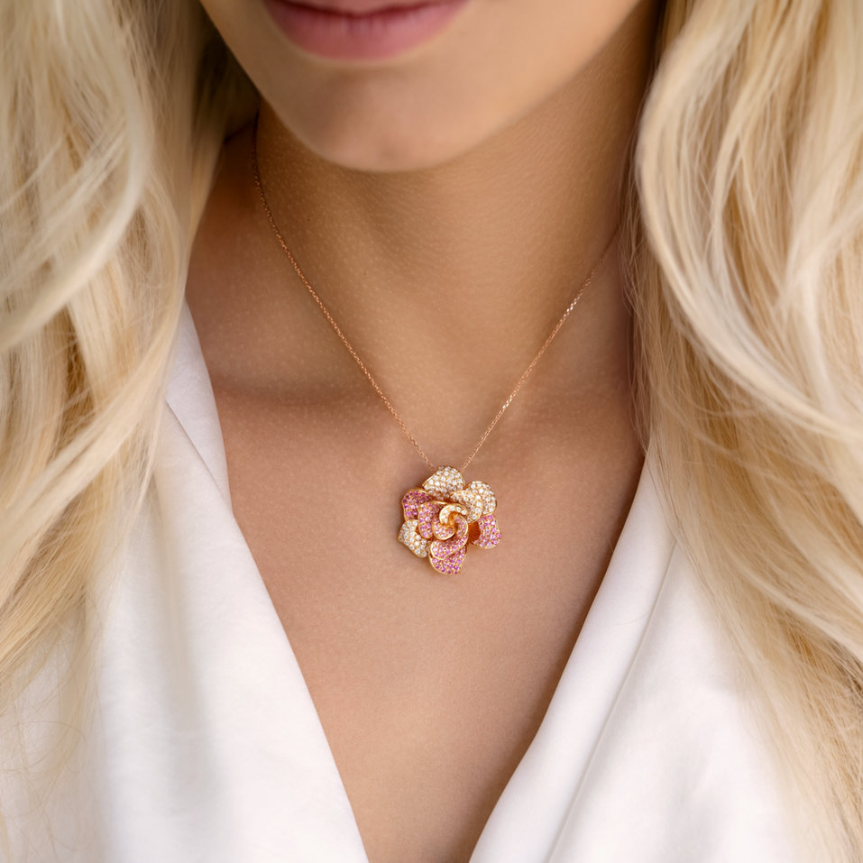 Přívěsok s diamantmi a zafírmi Moon Magnolia