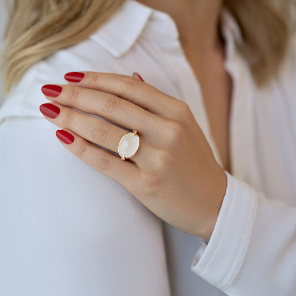 Prsteň s diamantmi a mesačným kameňom Lunar Embrace