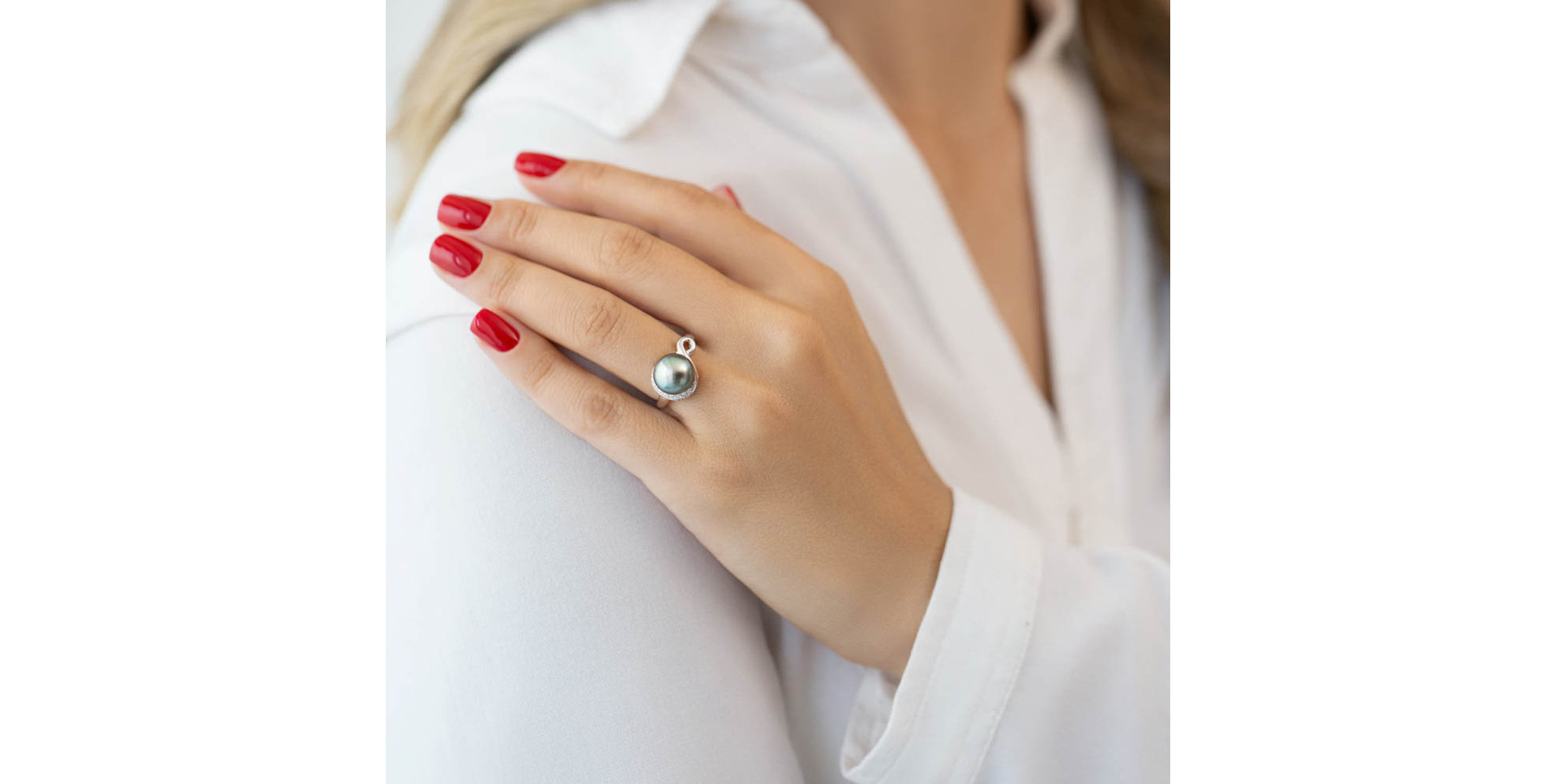 Prsteň s perlou a diamantmi Curran