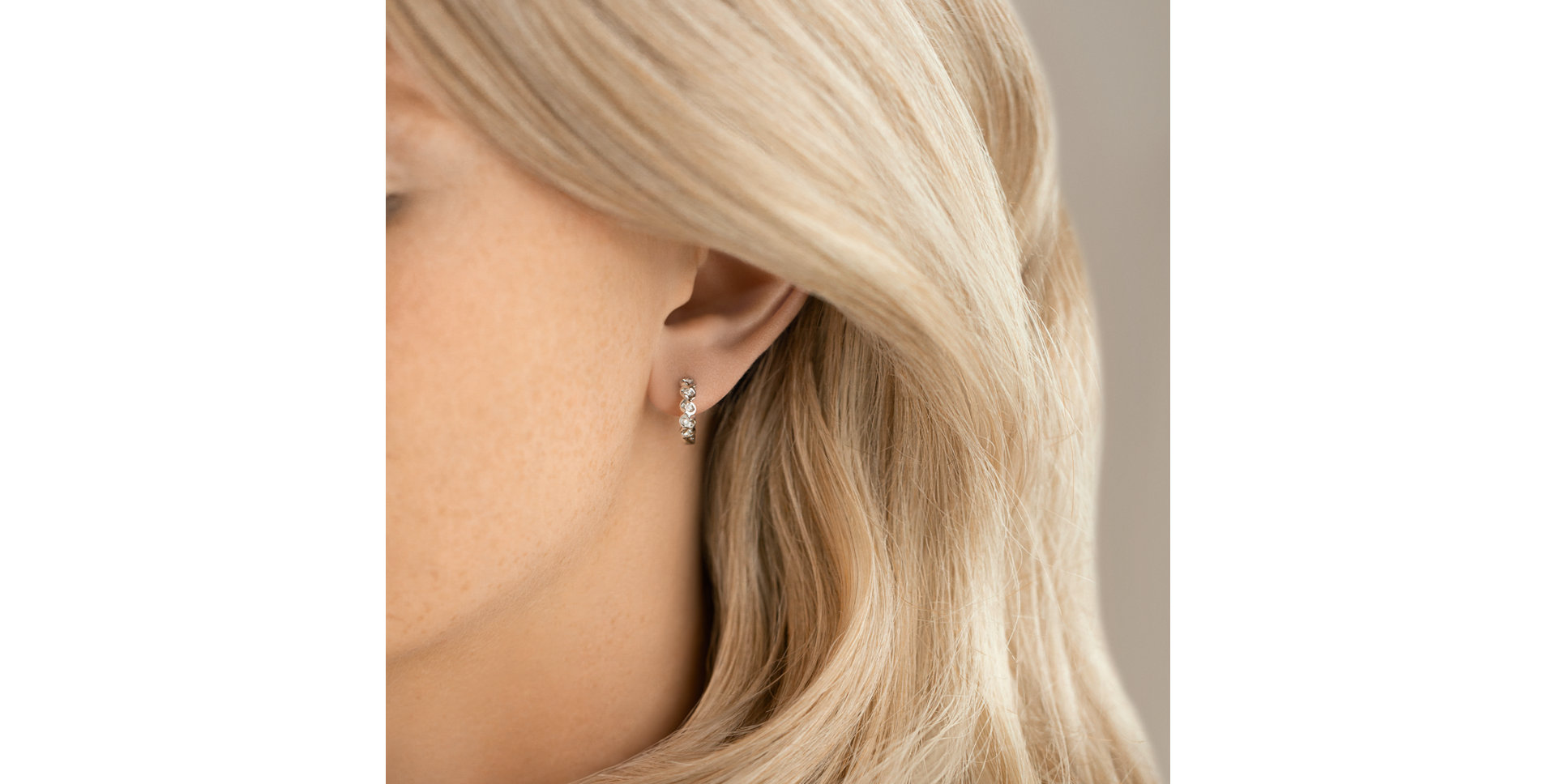 Náušnice s diamantmi Ronnale