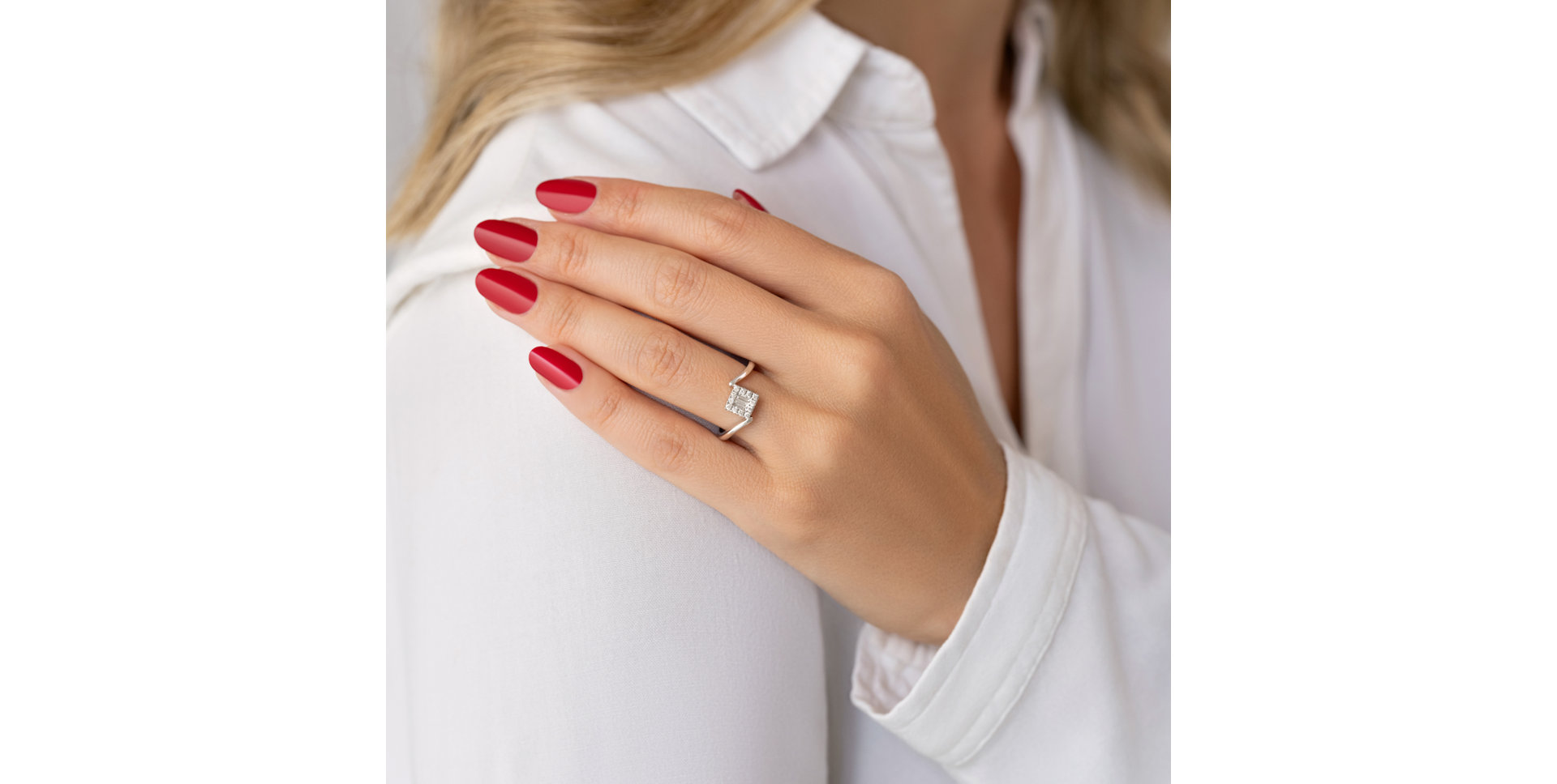 Prsteň s diamantmi Lacroix