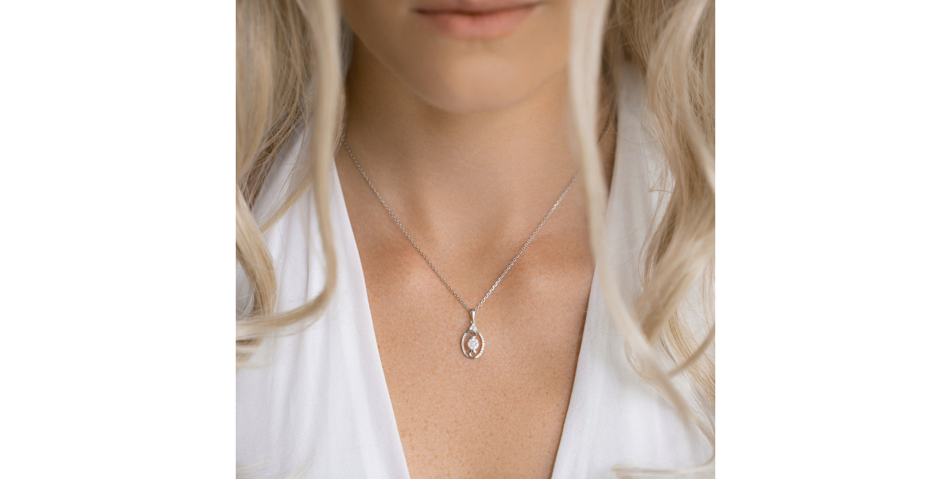 Přívěsok s diamantmi Peaceful Haven