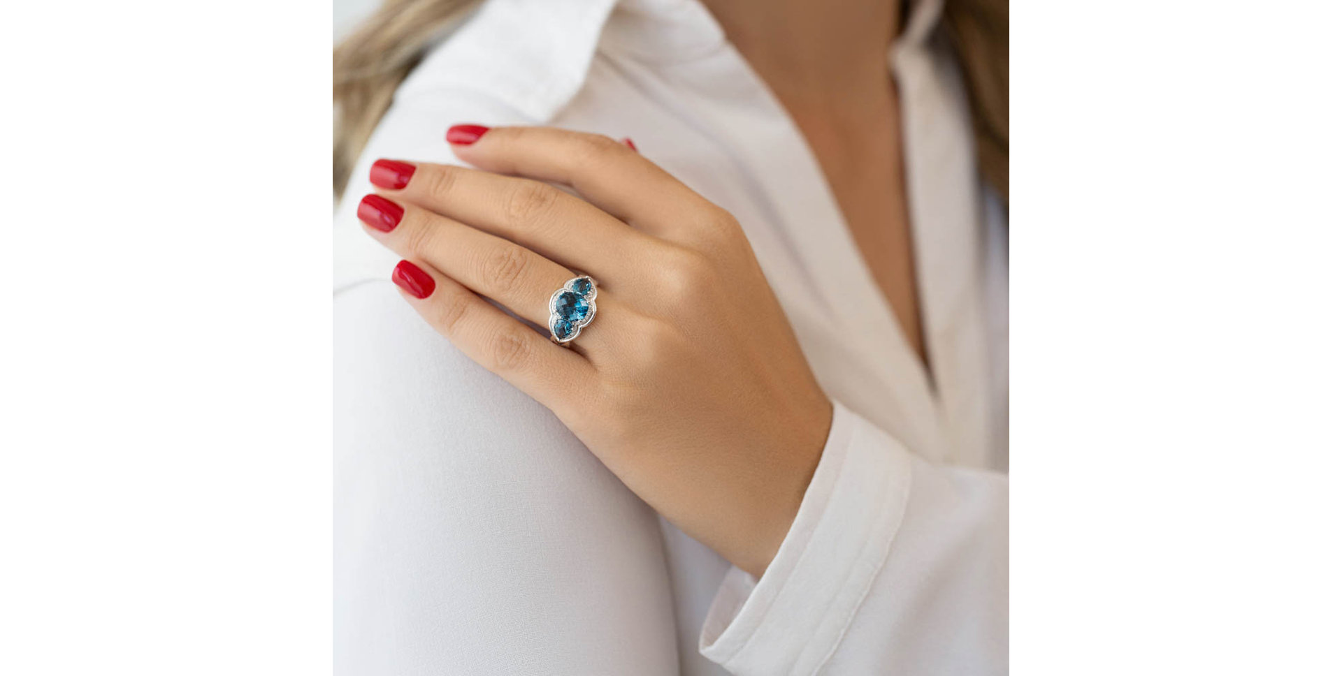 Prsteň s topásmi a diamantmi Ocean Gentility