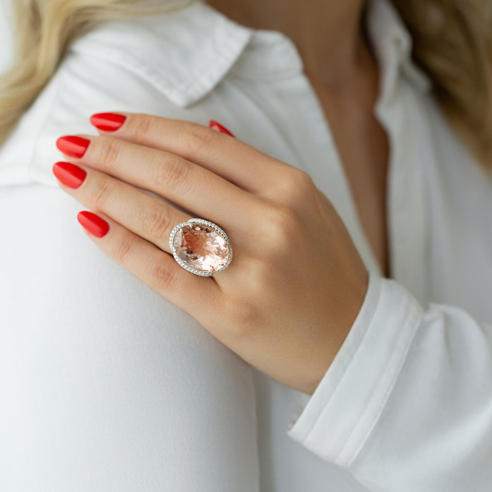 Prsteň s morganitom a diamantmi Ghislaine