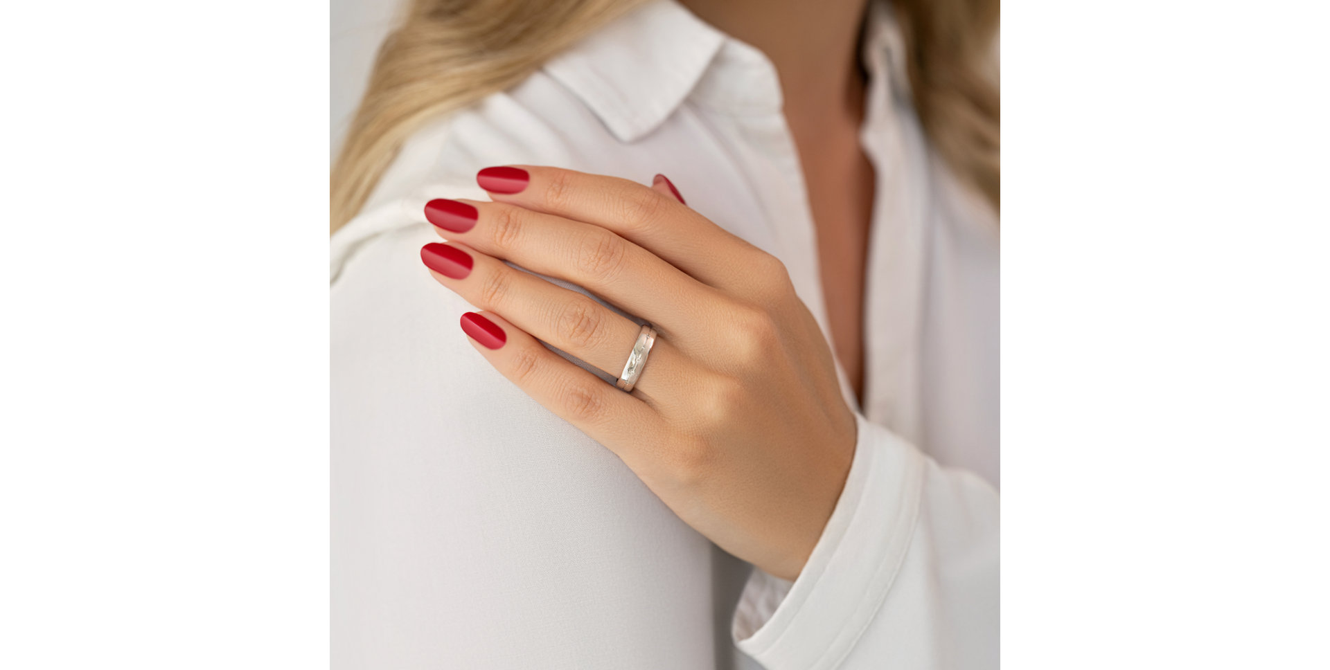 Prsteň s diamantmi Eternal Lines