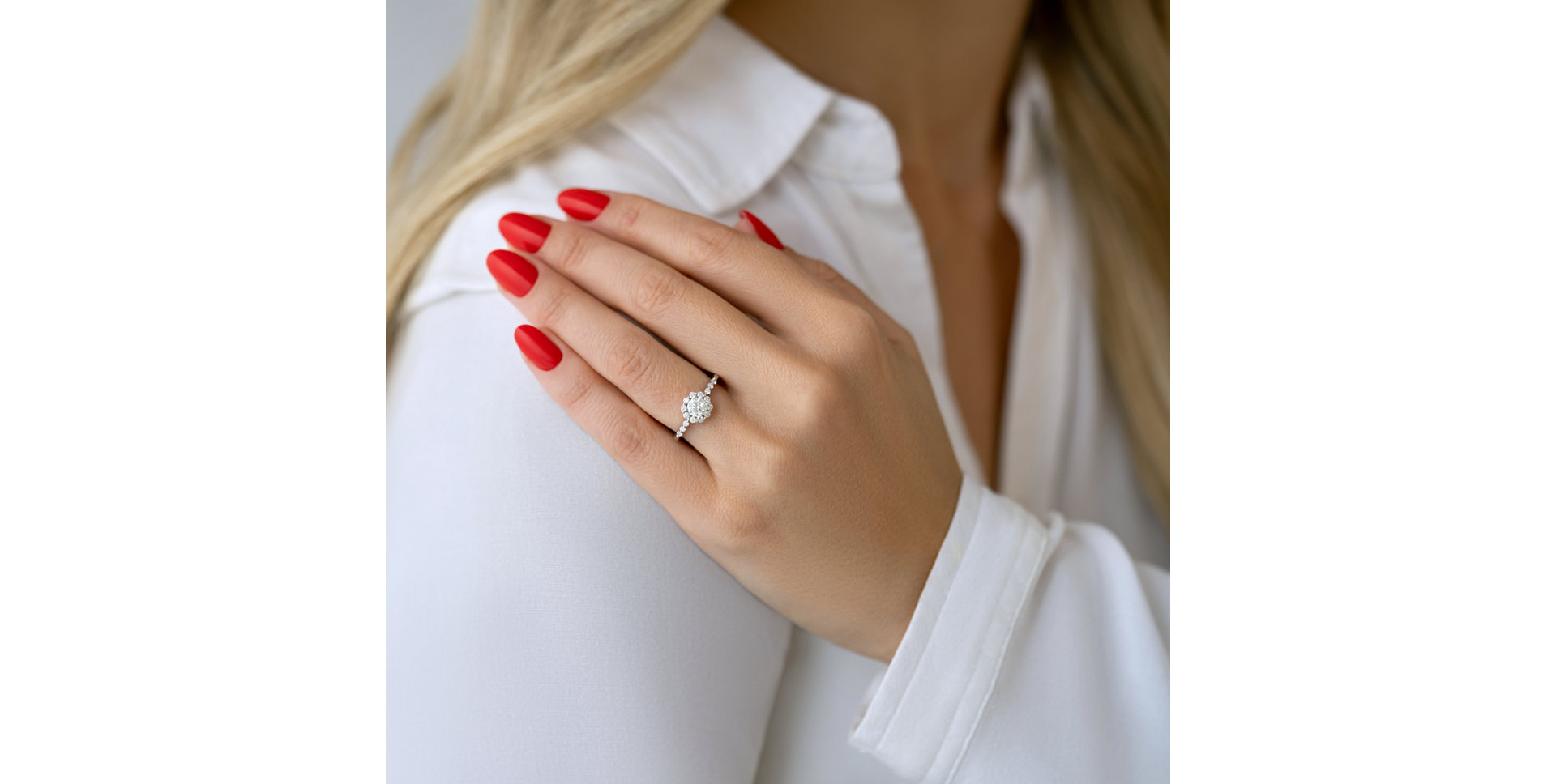 Prsteň s diamantmi Dyonisia