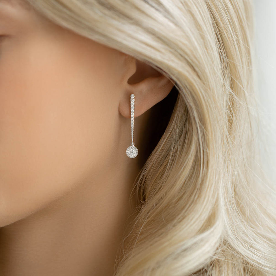 Náušnice s diamantmi Chesone