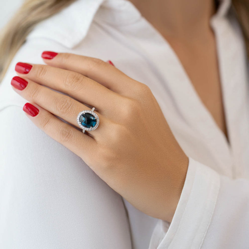 Prsteň s diamantmi a prehnitom Witching Monarchy