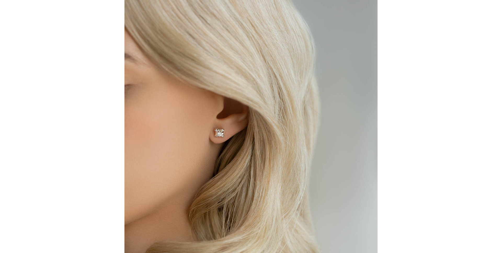 Náušnice s diamantom Free Luck