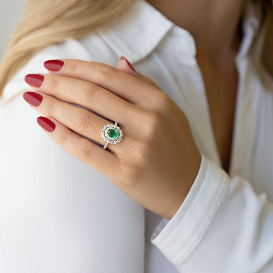 Prsteň so smaragdom a diamantmi Ethereal Whispers