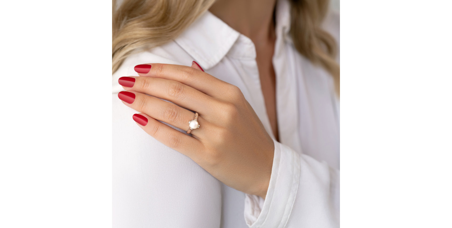 Prsteň s perlou a diamantmi Pulydamas