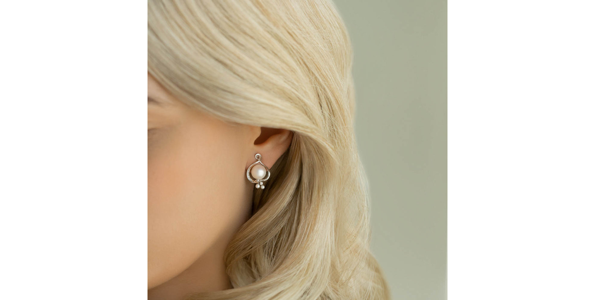 Náušnice s perlami a diamantmi White Secret