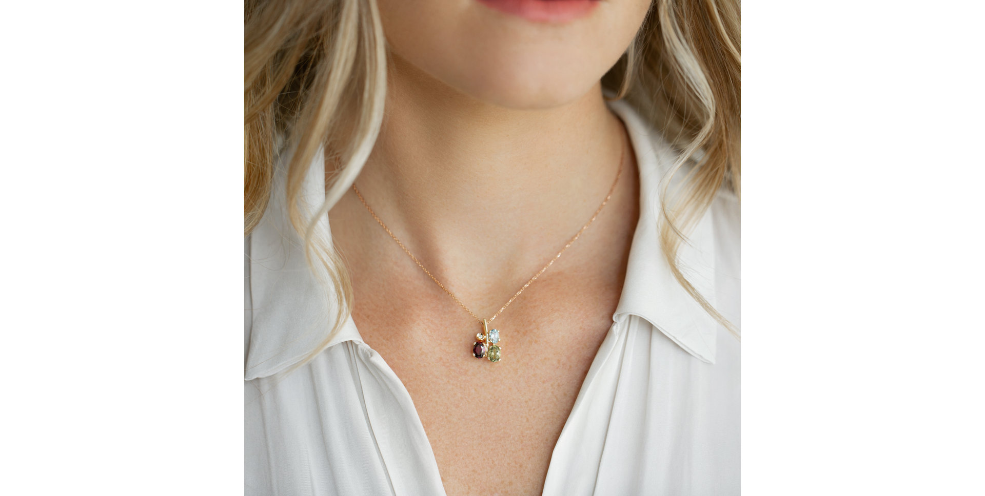 Přívěsok s diamantmi a drahokamami Neverlands Gift