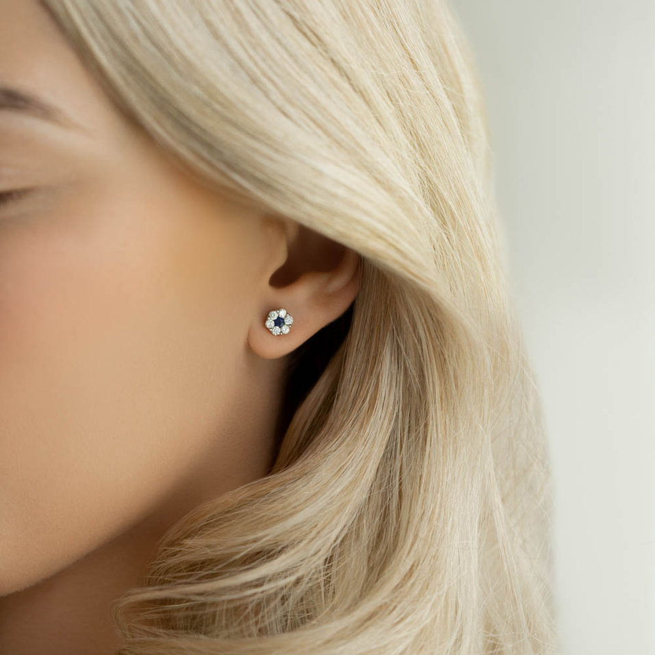 Náušnice s čiernymi a bielymi diamantmi Night Touch