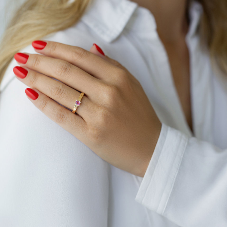 Prsteň s diamantmi a zafírom Sublime Shine