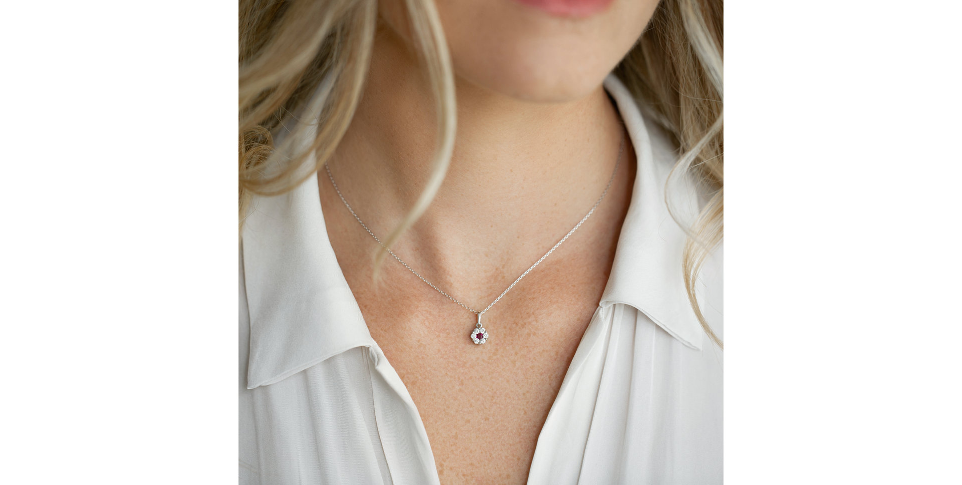 Přívěsok s rubínom a diamantmi Midnight Tear