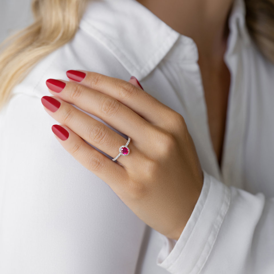 Prsteň s rubínom a diamantmi Piper