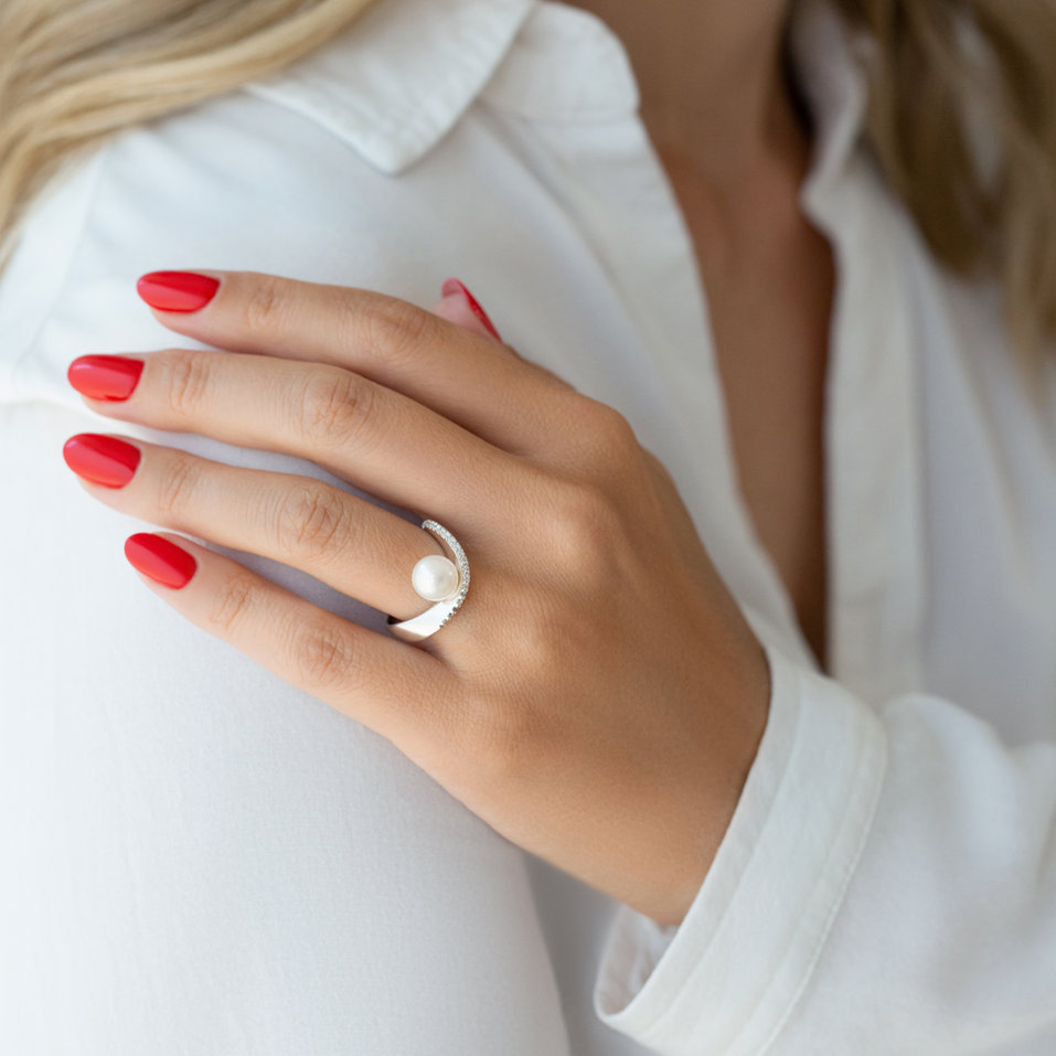 Prsteň s perlou a diamantmi Queen of Pearl