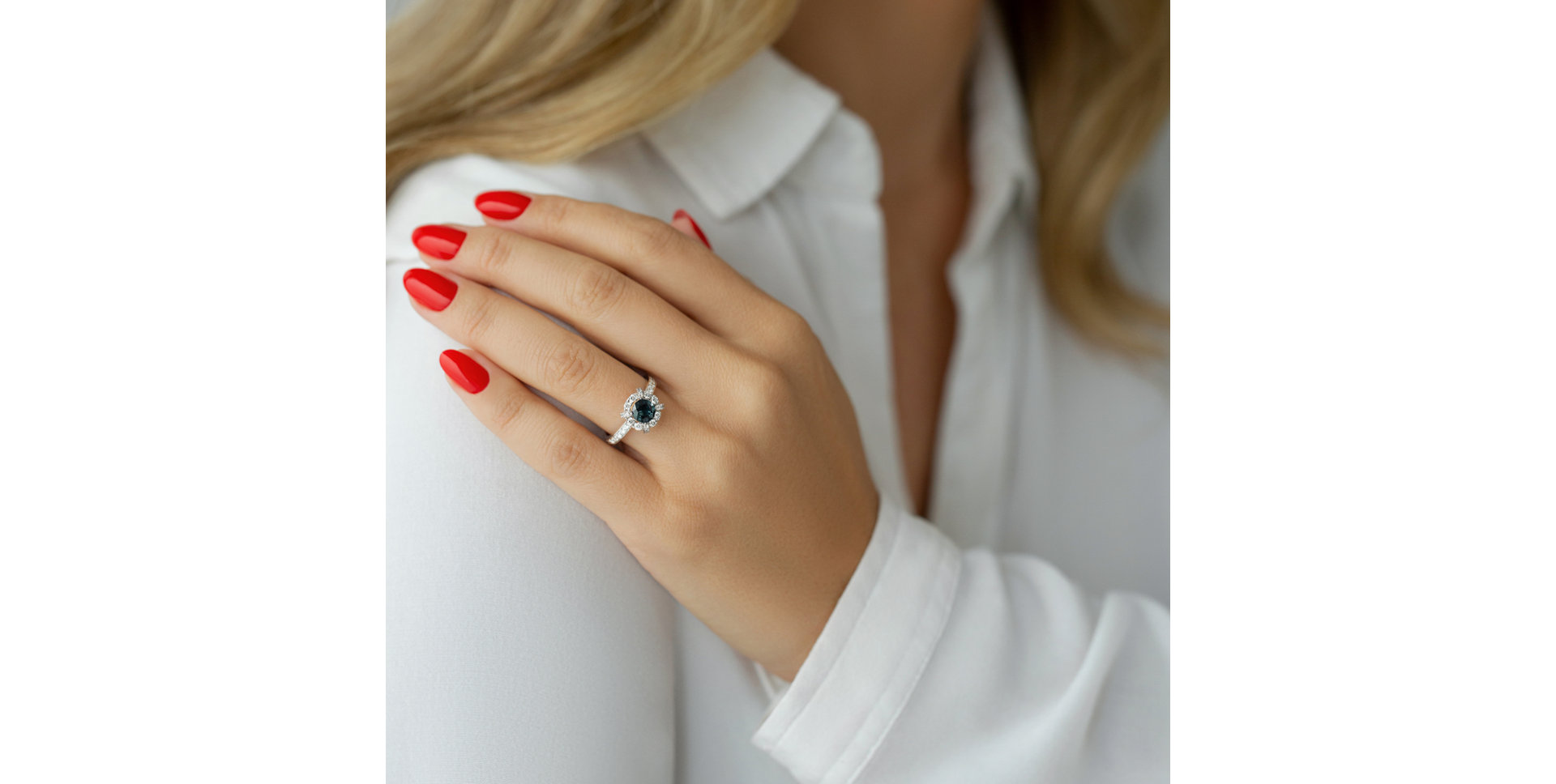 Prsteň s zafírom a diamantmi Royal Envoy