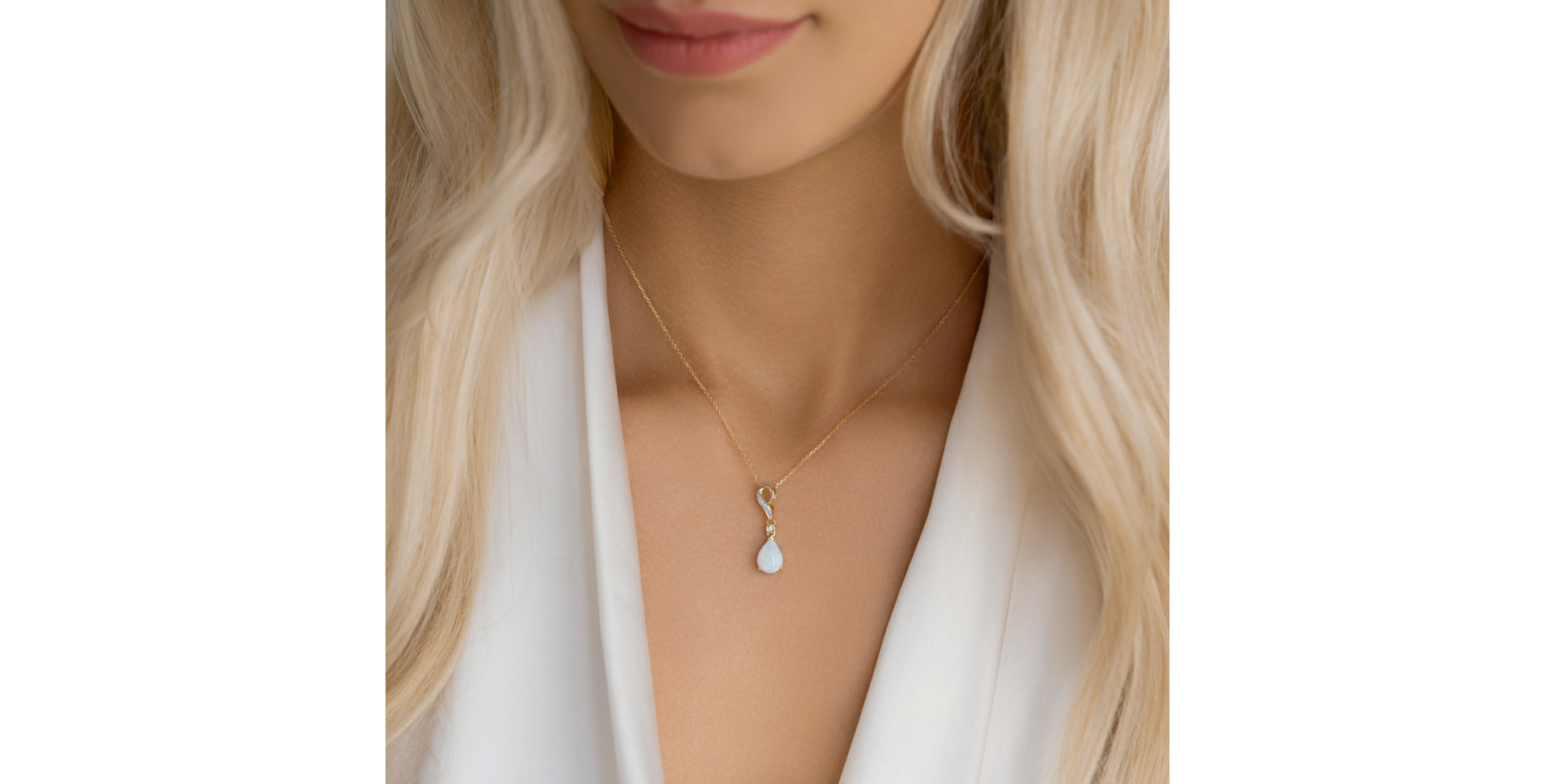 Přívěsok s opálom a diamantmi Perfect Disposition