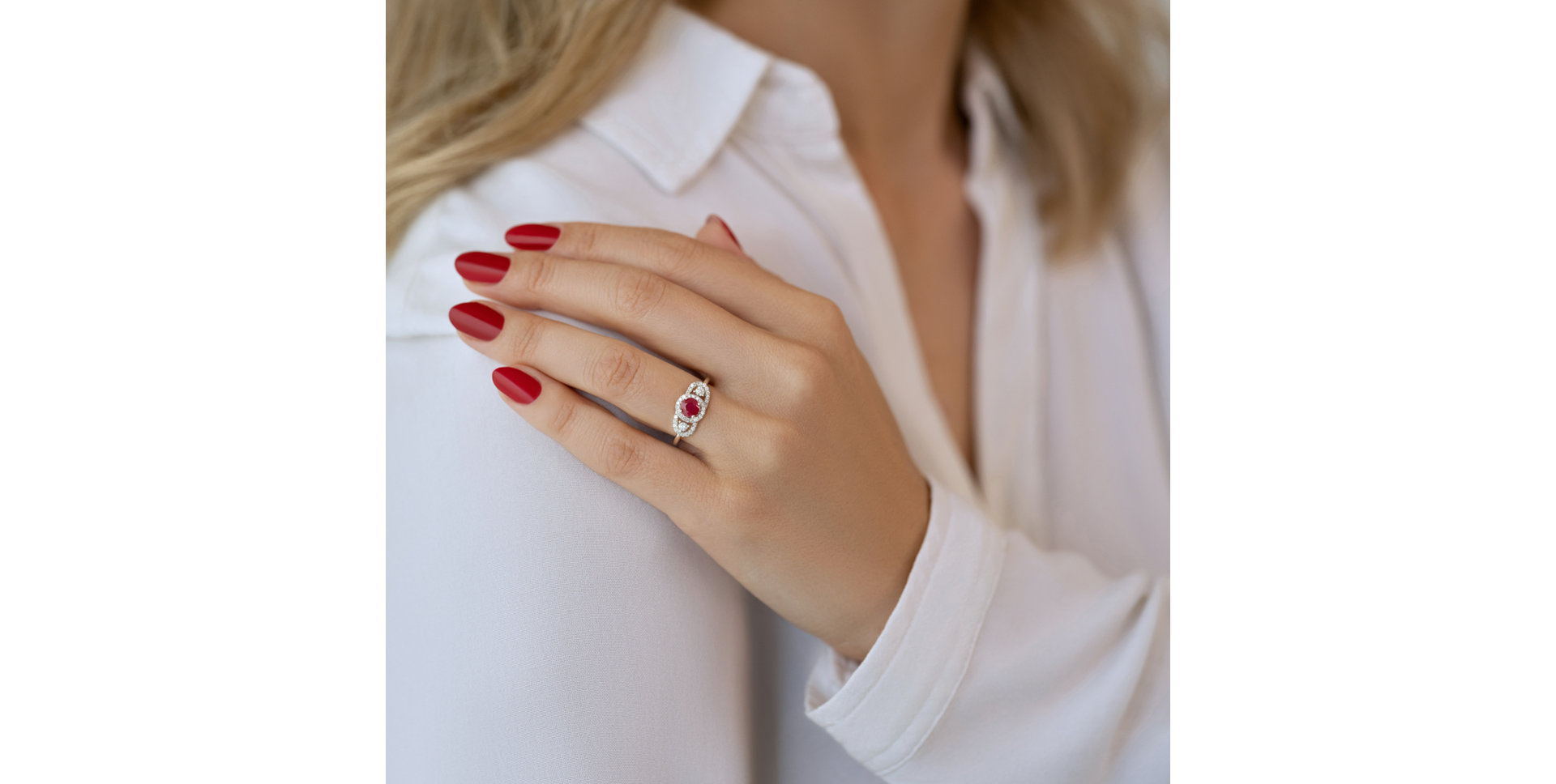 Prsteň s rubínom a diamantmi Broadway Countess