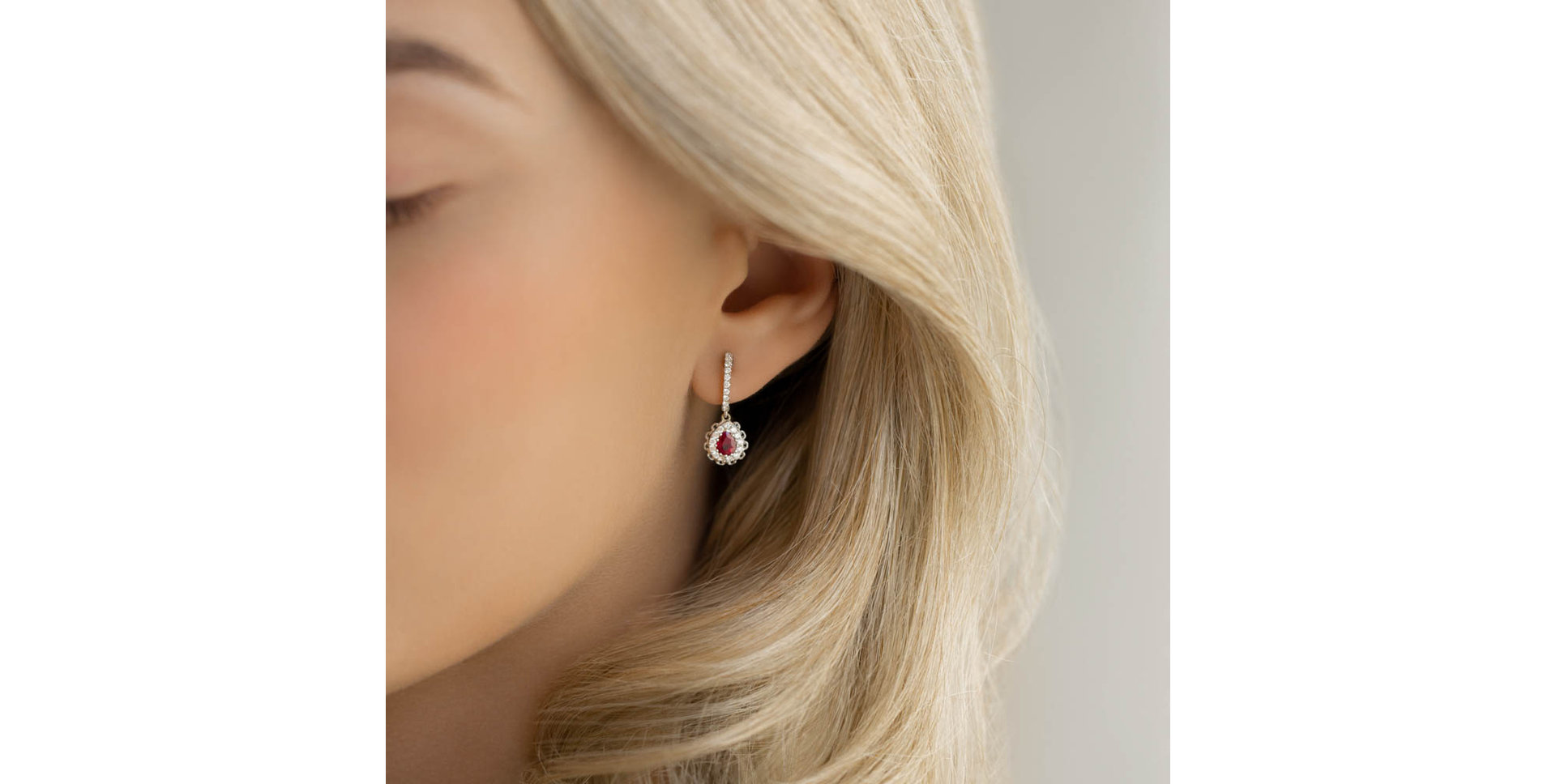 Náušnice s rubínom a diamantmi Classic Crimson