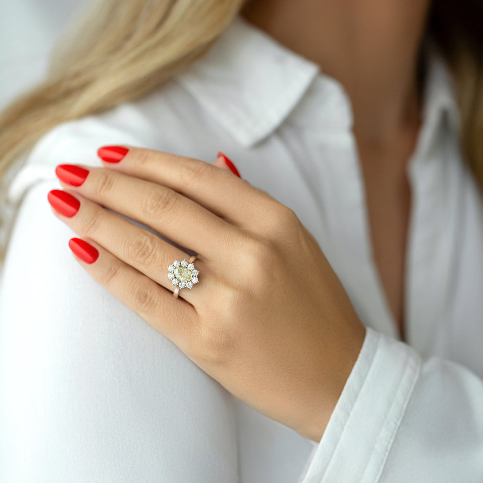 Prsteň s bielymi a žltými diamantmi Argelia