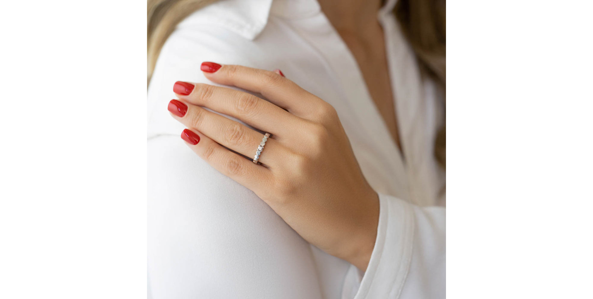 Prsteň s diamantom Beloved Dots