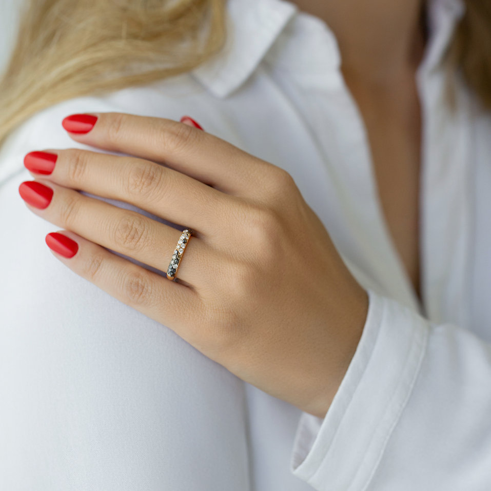 Prsteň s bielymi, hnedými a čiernymi diamantmi Inferno Galaxy