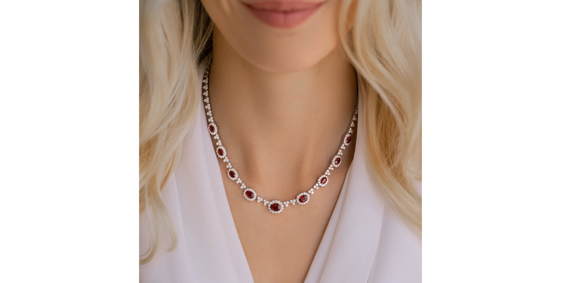 Náhrdelník s diamantmi a rubínmi Passion Allegory