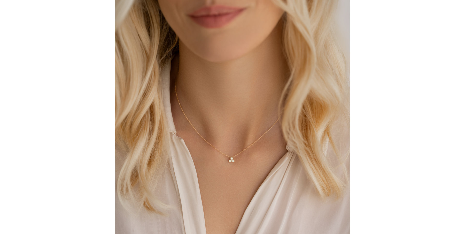 Náhrdelník s diamantmi Sparkling Trefoil