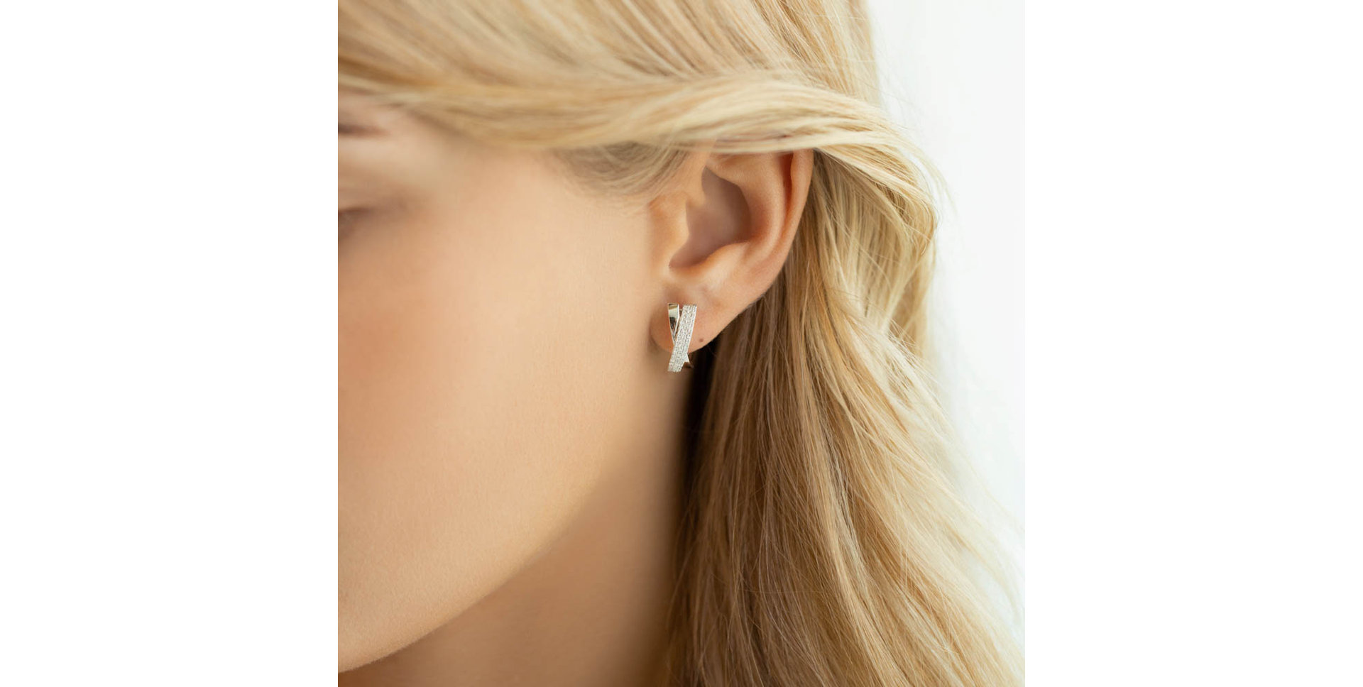 Náušnice s diamantmi Theodora