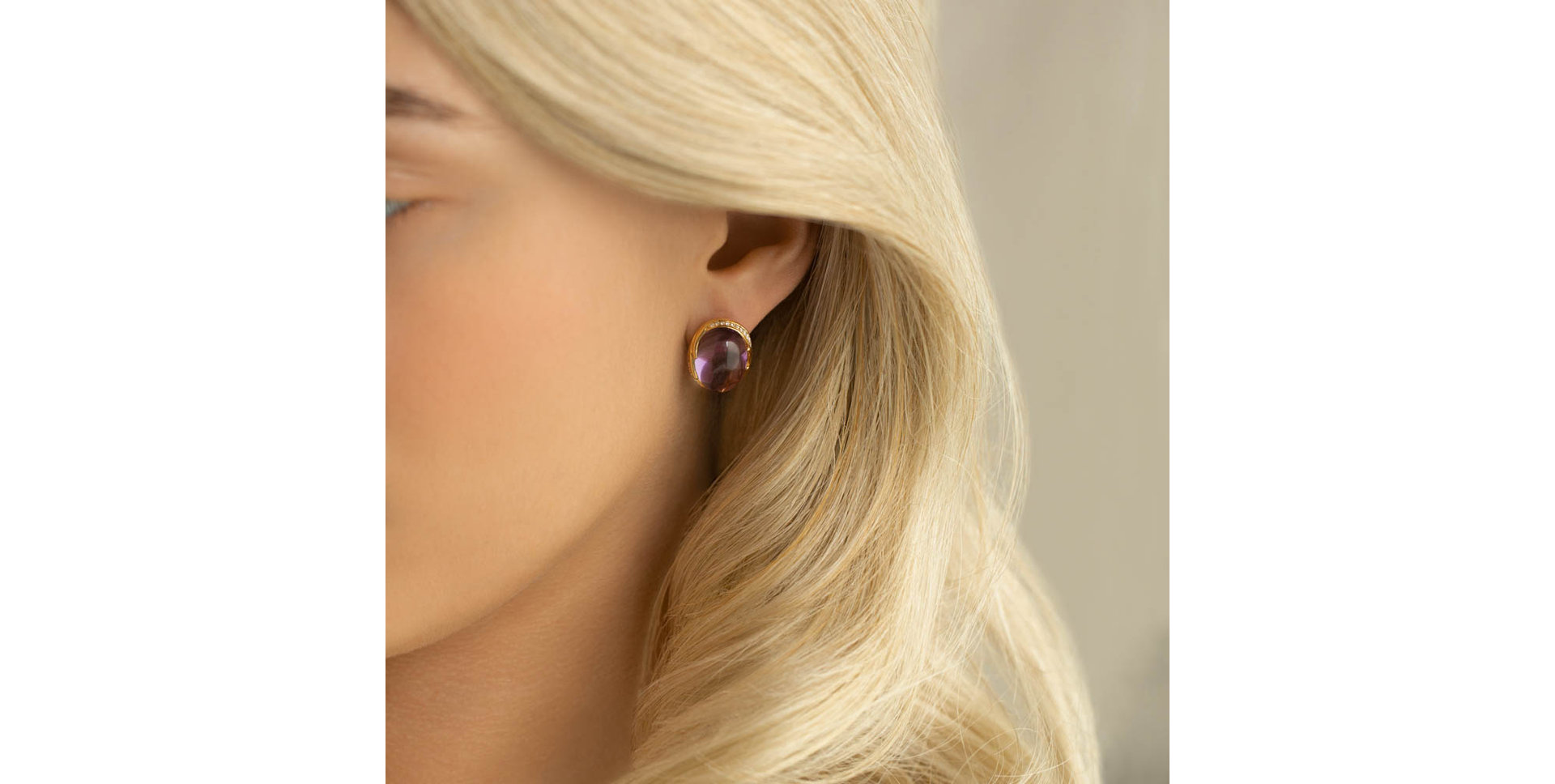 Náušnice s ruženínom a diamantmi Mystic Blossom