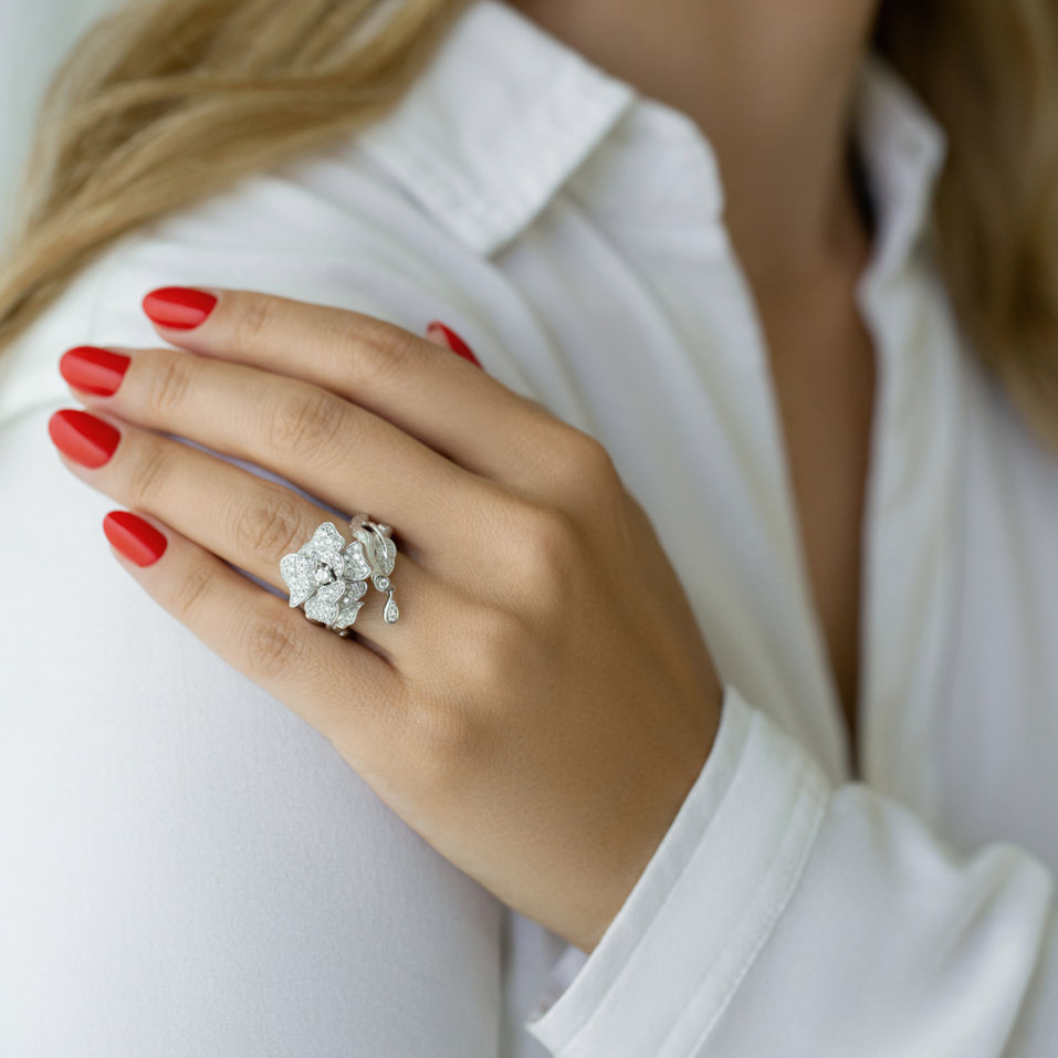 Prsteň s diamantmi Petal Sparkle