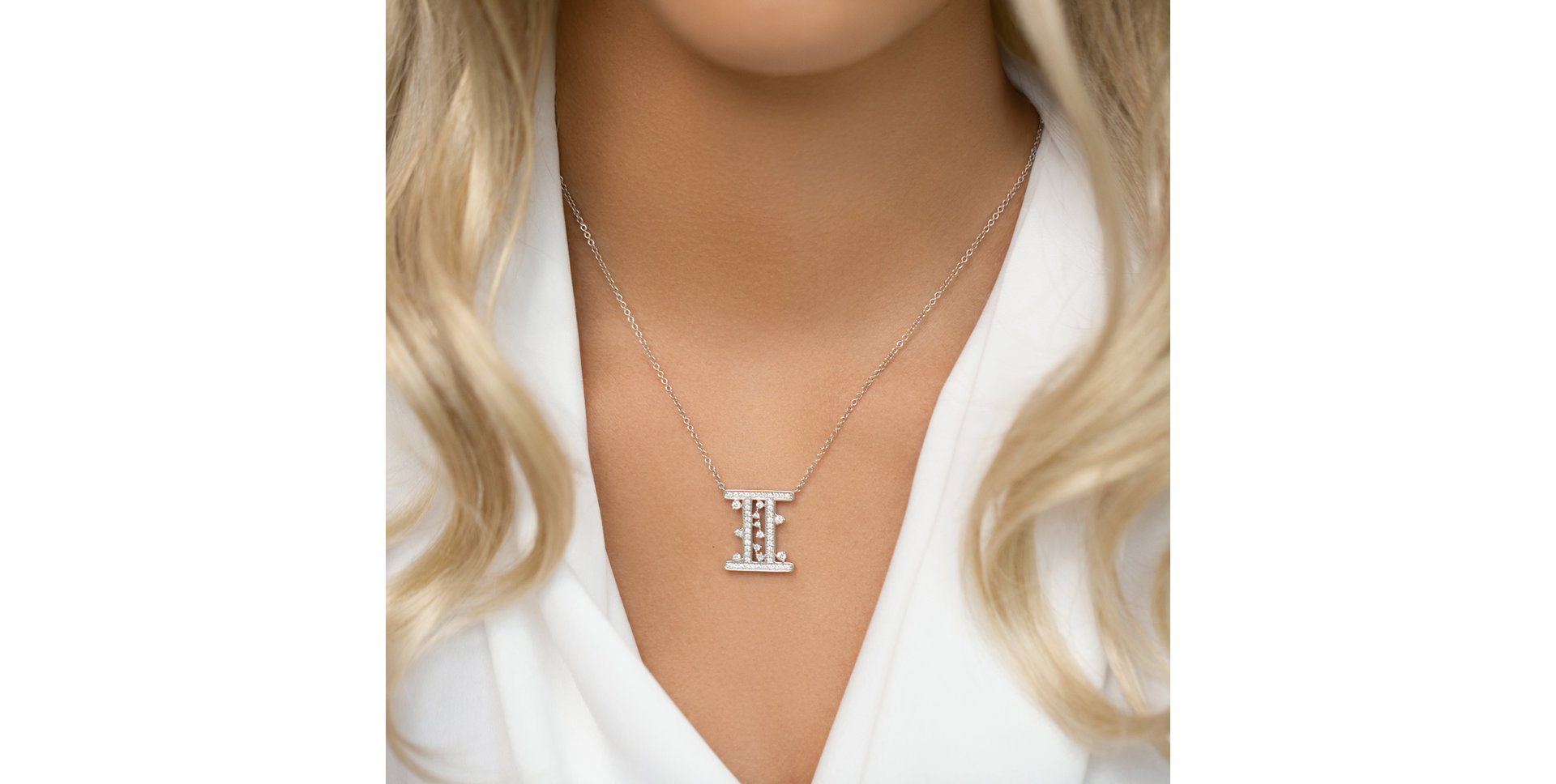 Náhrdelník s diamantmi Goddess Twins