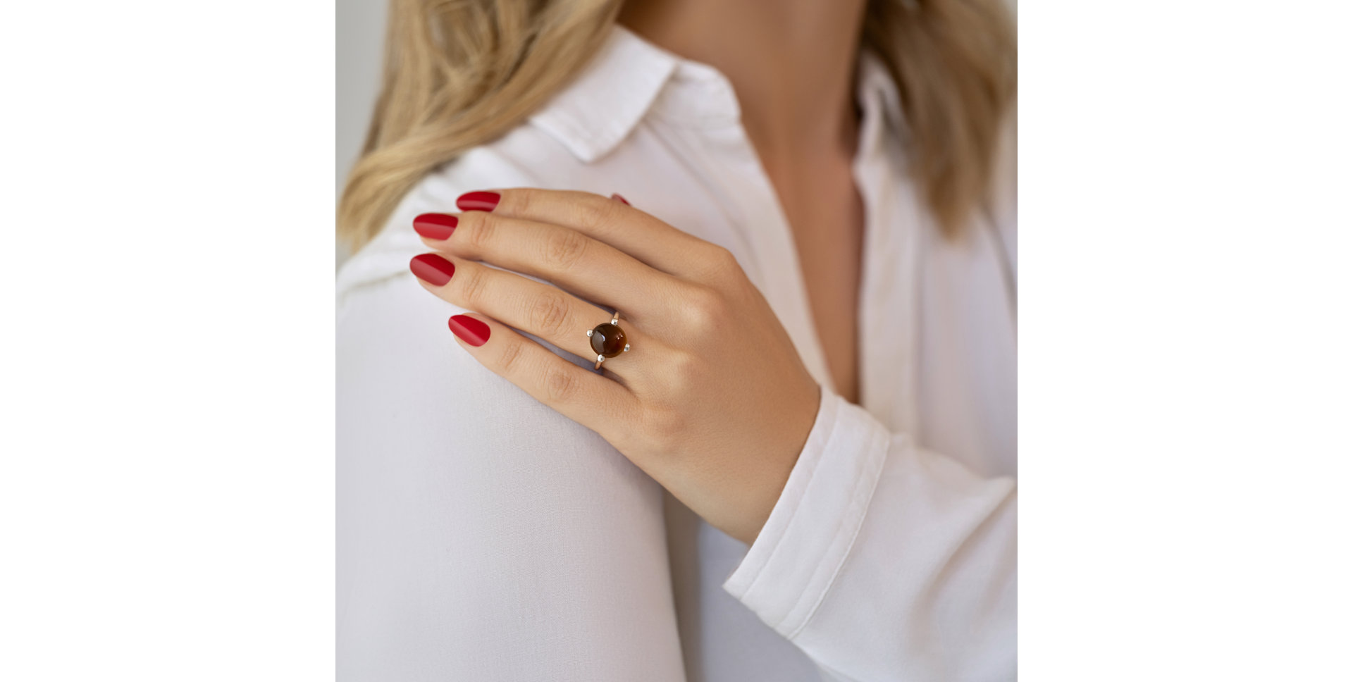 Prsteň s chalcedonom Space Empire