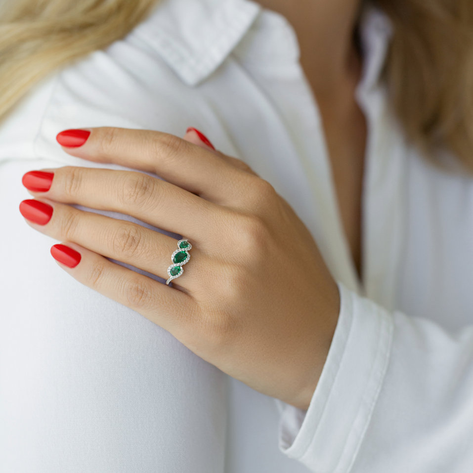 Prsteň s diamantmi a smaragdmi Cassidy