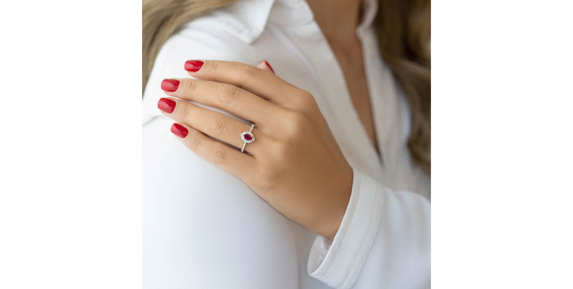 Prsteň s rubínom a diamantmi Larabel