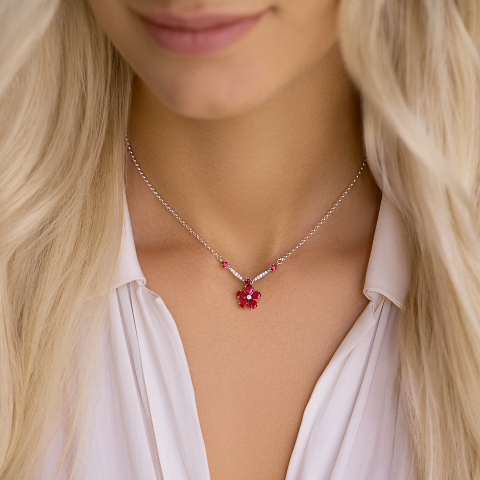 Náhrdelník s diamantmi a zafírmi Radiant Meadow