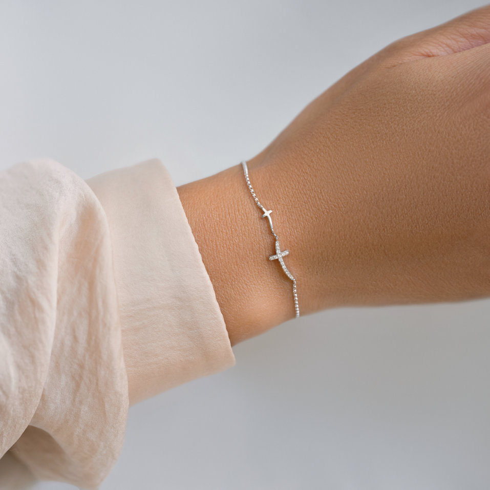 Náramok s diamantmi Cross of Shadows