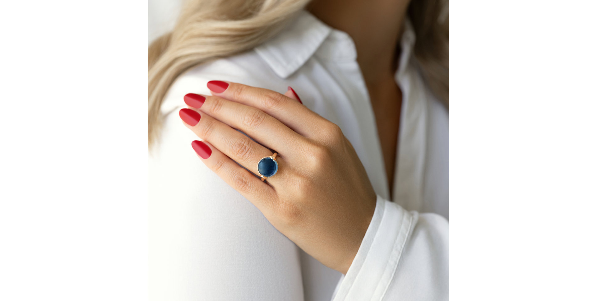 Prsteň s chalcedonom a diamantmi Fairy Blossom