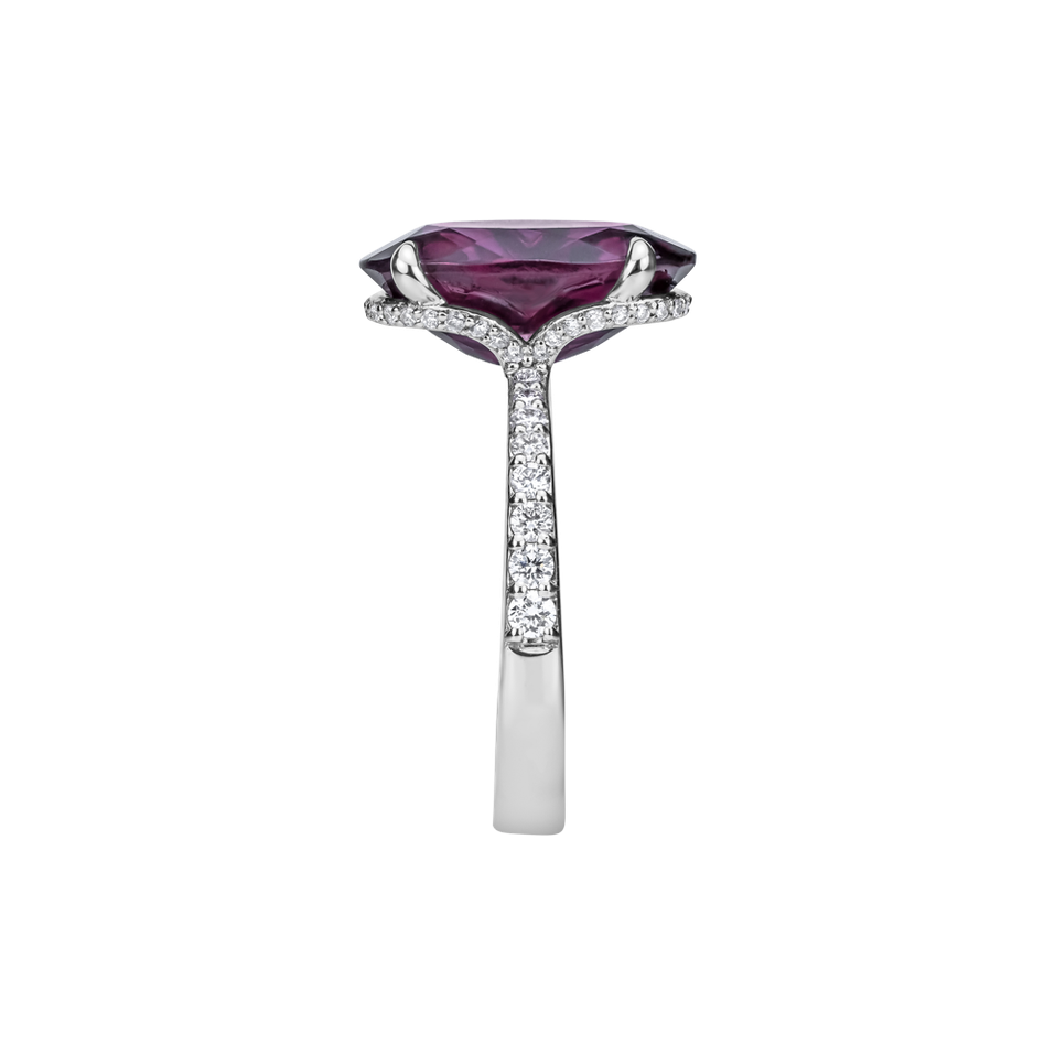 Prsteň s diamantmi a rhodolitom Burgundy Flame